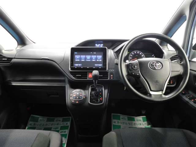 Toyota VOXY 2015-12 11016-2