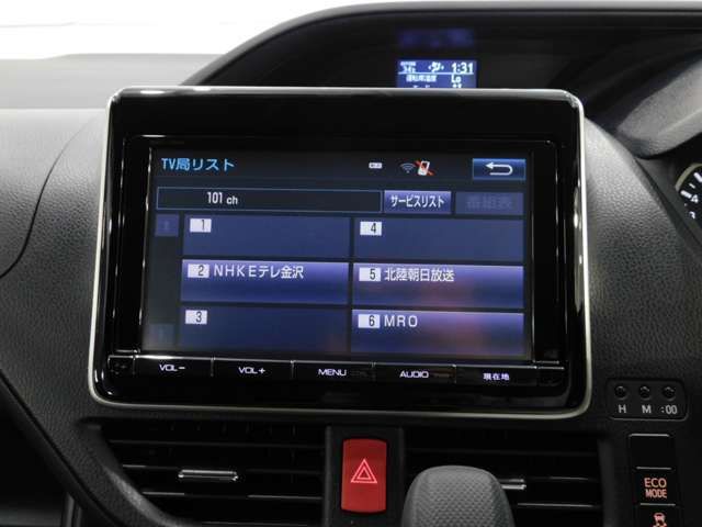 Toyota VOXY 2015-12 11016-13
