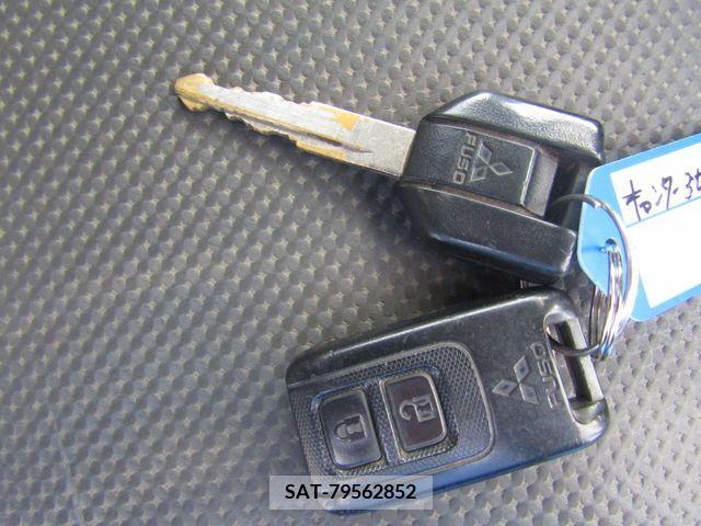 Mitsubishi CANTER 2017-07 396016-22