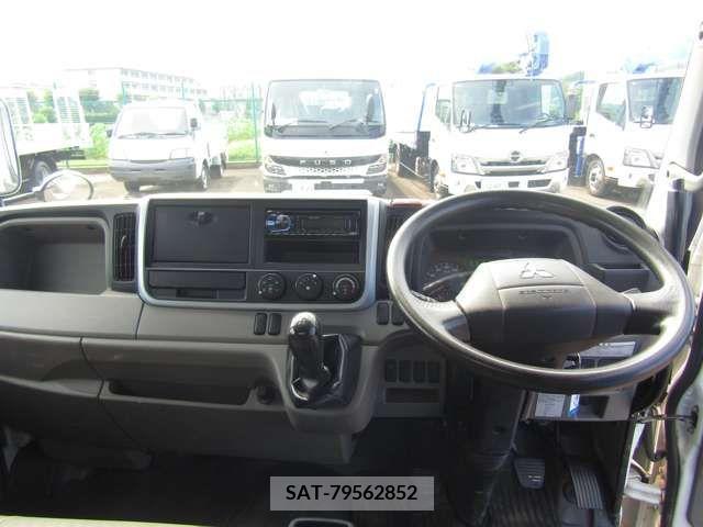 Mitsubishi CANTER 2017-07 396016-14