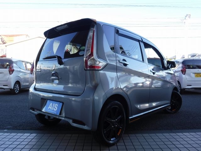 Mitsubishi EK CUSTOM 2018-04 16451-2