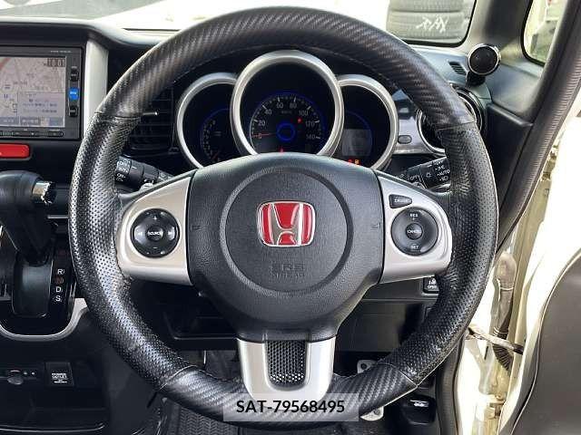 Honda N BOX CUSTOM 2016-02 381861-4