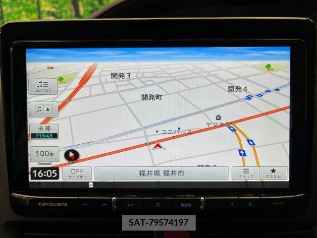 Toyota VOXY 2015-06 370409-2