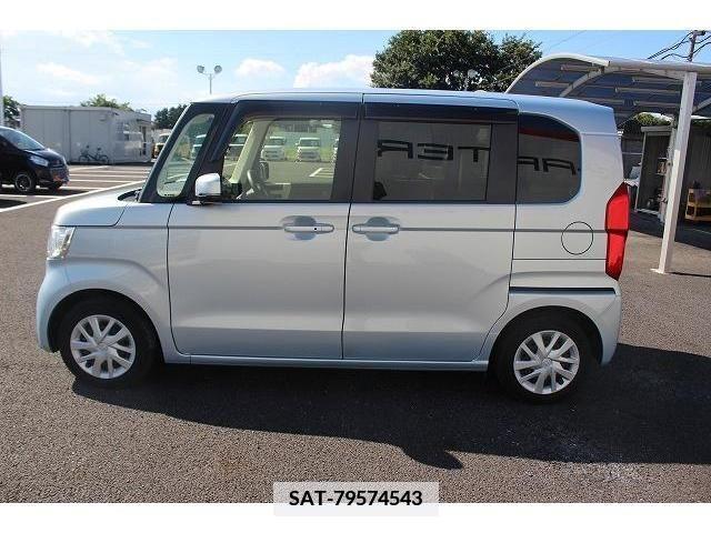 Honda N BOX 2018-05 364643-8