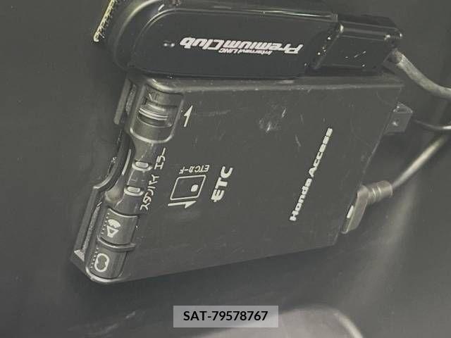 Honda VEZEL 2014-07 288486-7