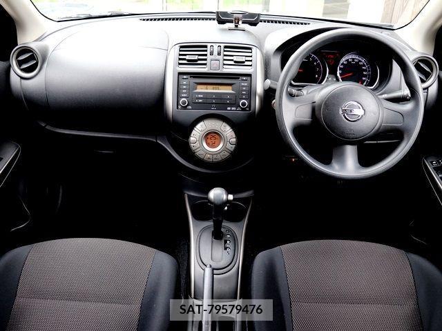 Nissan LATIO 2013-11 205407-1