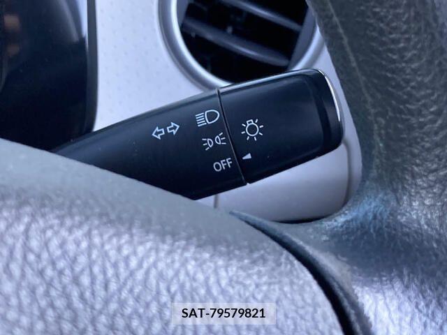 Suzuki MR WAGON 2011-06 377110-11
