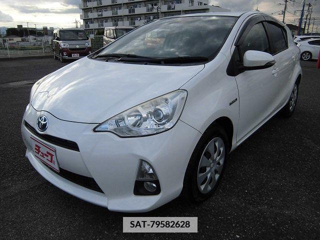 Toyota AQUA 2013-08 356295-0