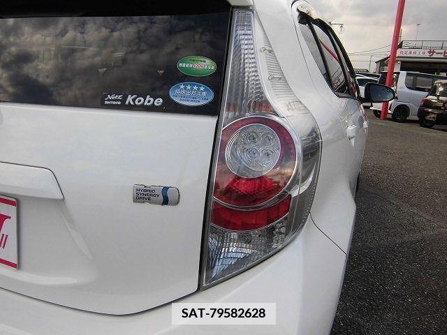 Toyota AQUA 2013-08 356295-17