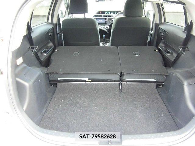 Toyota AQUA 2013-08 356295-20