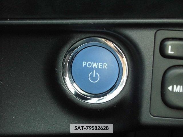 Toyota AQUA 2013-08 356295-15