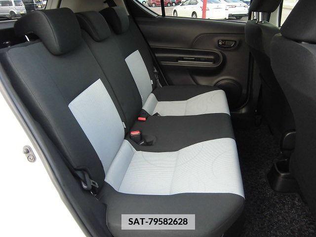 Toyota AQUA 2013-08 356295-9