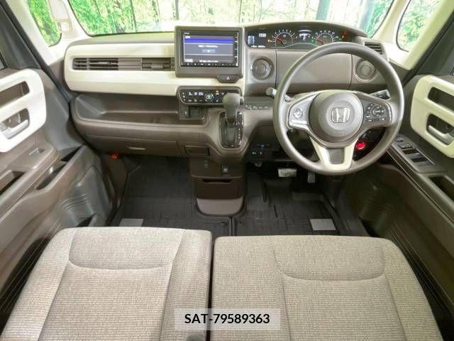 Honda N BOX 2021-03 246735-1