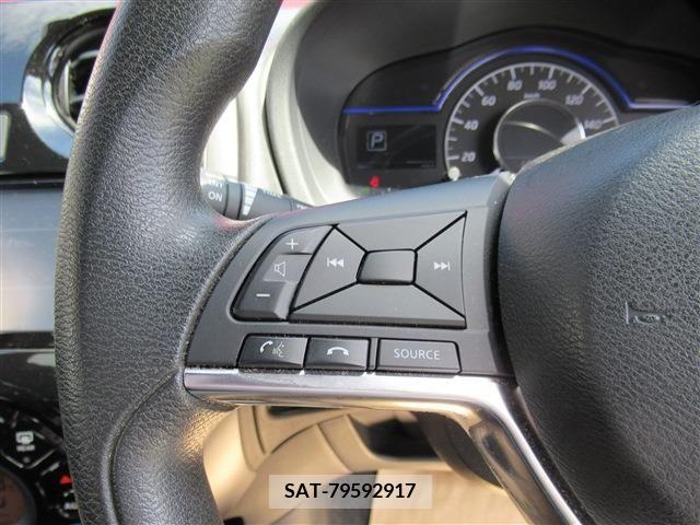 Nissan NOTE 2018-10 349867-20