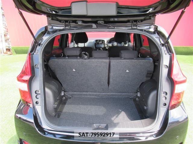 Nissan NOTE 2018-10 349867-7