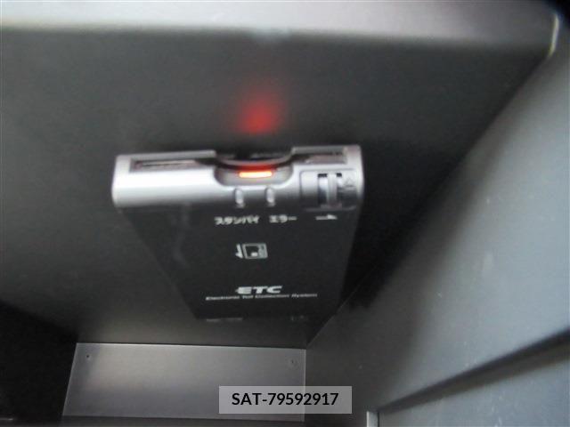 Nissan NOTE 2018-10 349867-15