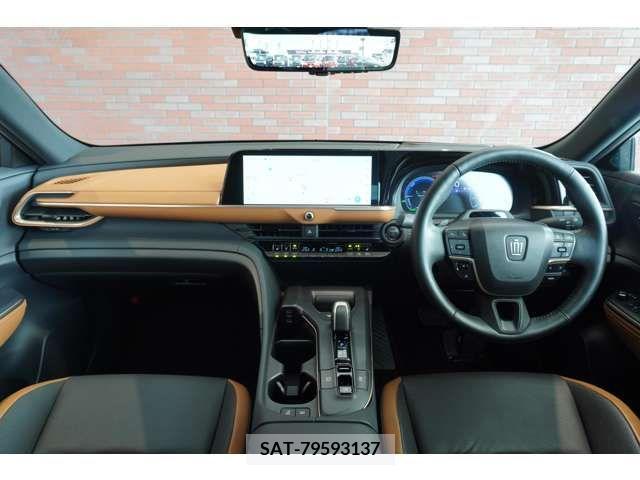 Toyota CROWN 2023-01 316724-5