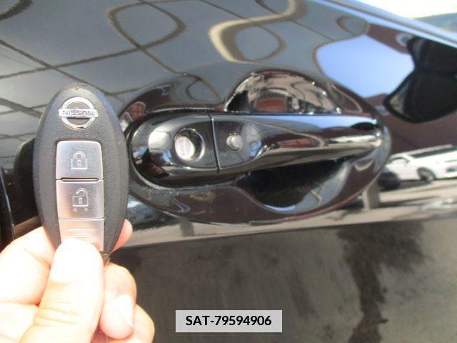 Nissan NOTE 2013-05 353092-21