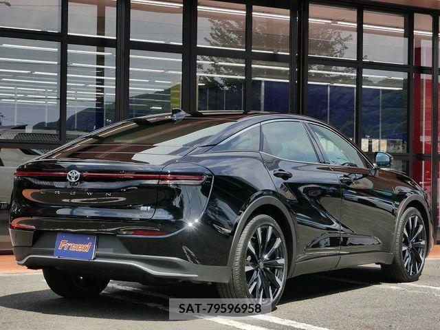 Toyota CROWN 2023-05 358180-1