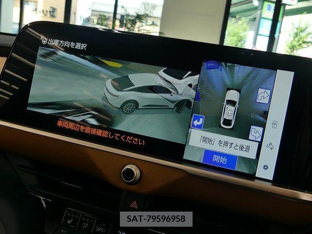 Toyota CROWN 2023-05 358180-12