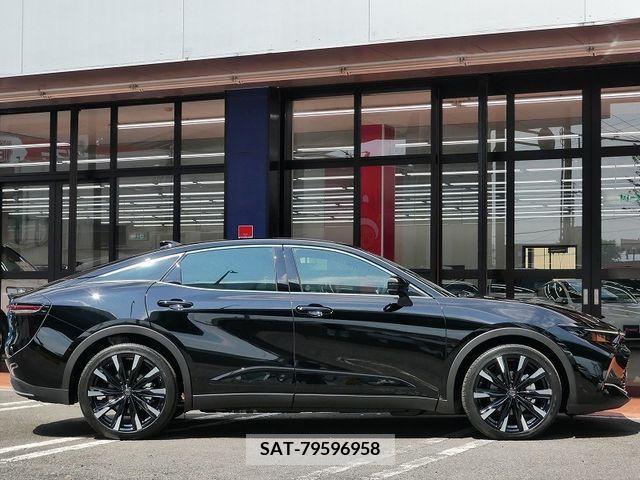 Toyota CROWN 2023-05 358180-6
