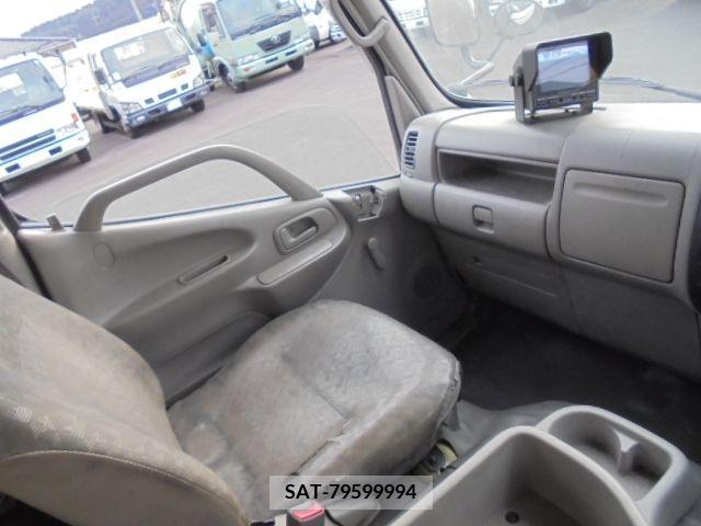 Hino DUTRO 2007-05 209900-15