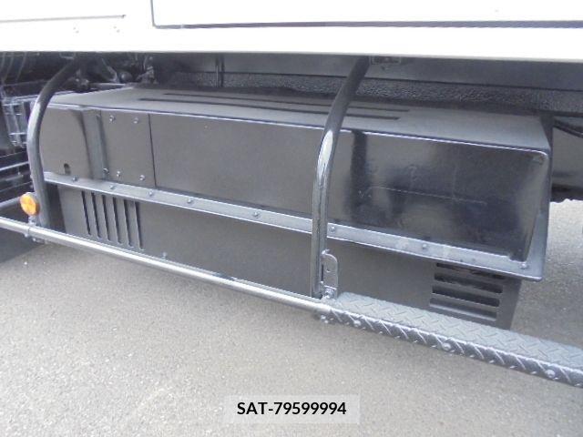 Hino DUTRO 2007-05 209900-22
