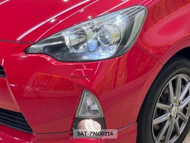 Toyota AQUA 2013-06 314127-12