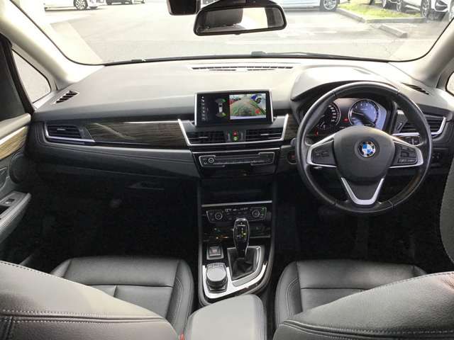 Bmw 2 SERIES 2019-05 14812-1