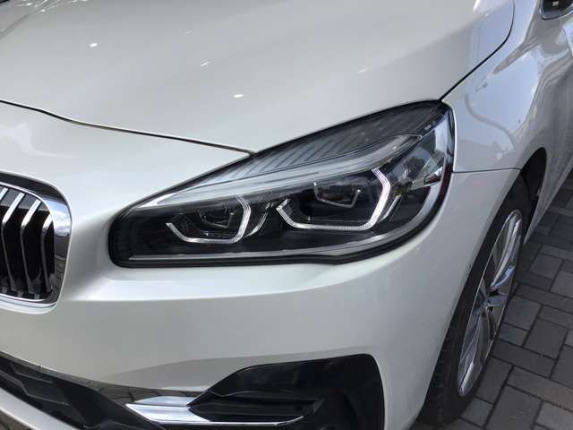 Bmw 2 SERIES 2019-05 14812-6