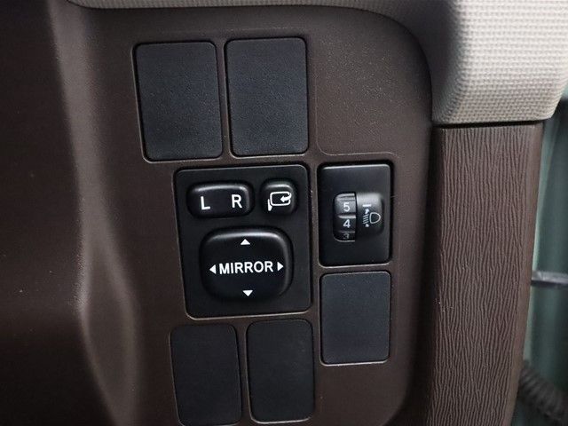 Toyota PASSO 2010-06 4809-12