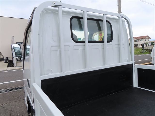 Isuzu ELF TRUCK 2005-11 8562-17