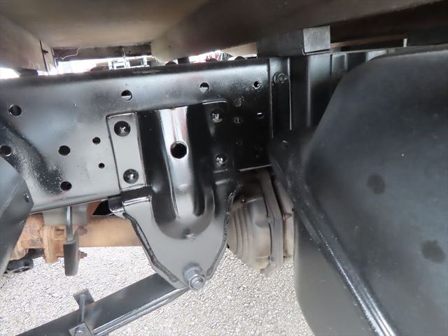 Isuzu ELF TRUCK 2005-11 8562-25