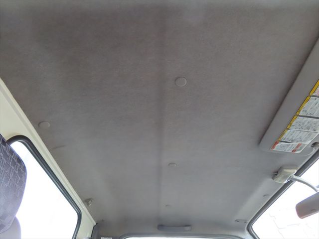 Isuzu ELF TRUCK 2005-11 8562-11