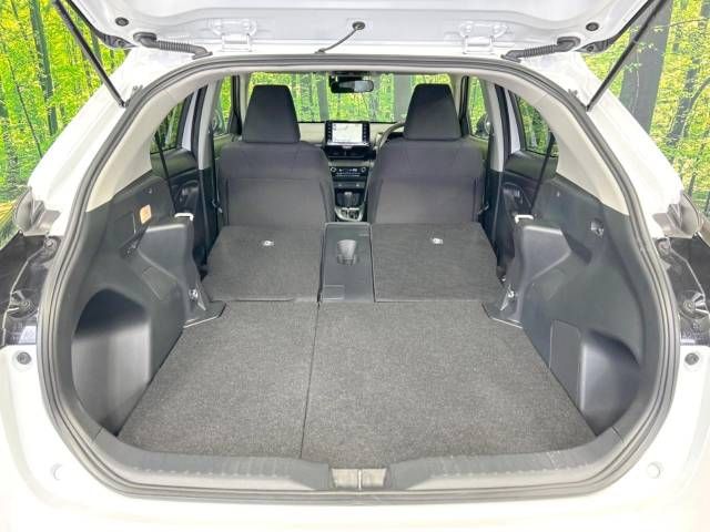 Toyota YARIS CROSS 2023-07 184533-10