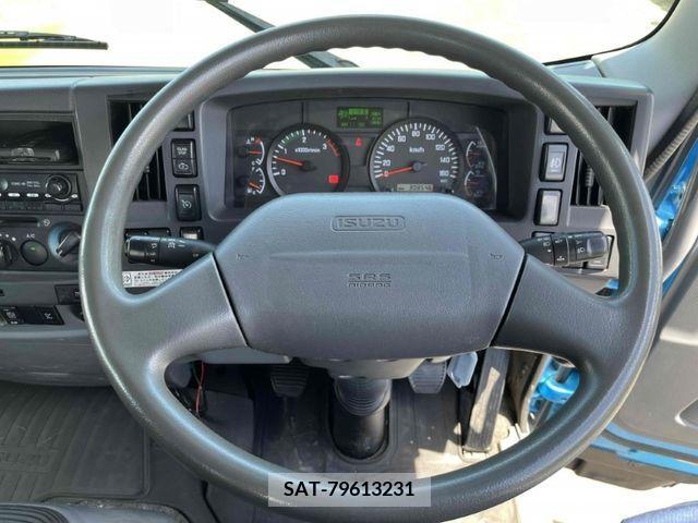 Isuzu FORWARD 2013-01 302772-19