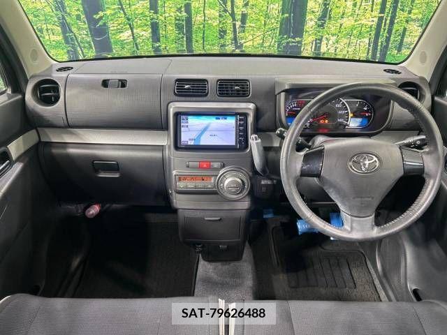 Toyota PIXIS SPACE 2014-11 327334-1