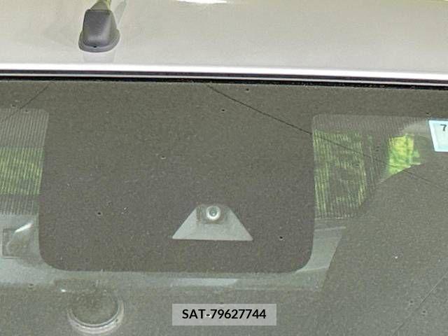 Nissan MARCH 2022-05 308108-2