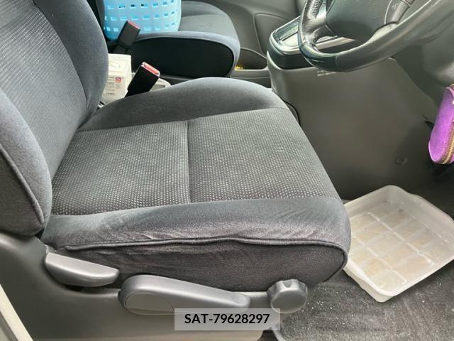 Toyota ALPHARD 2004-02 389076-17