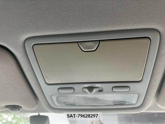 Toyota ALPHARD 2004-02 389076-23