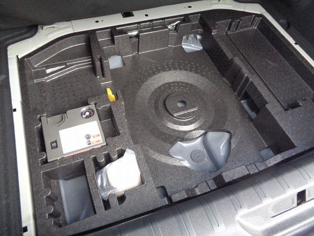 Peugeot 308 2019-07 20373-25