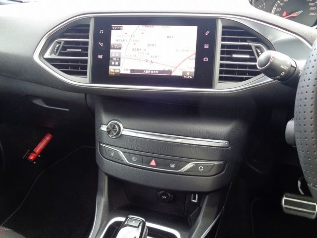 Peugeot 308 2019-07 20373-12