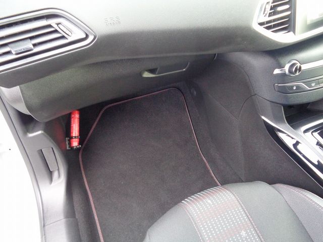 Peugeot 308 2019-07 20373-24