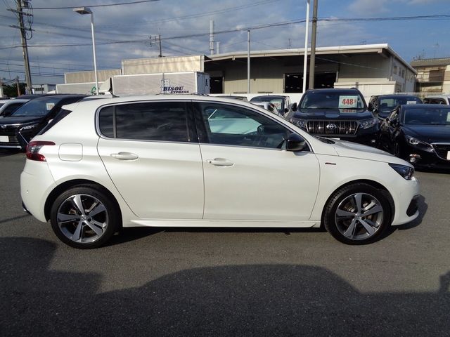 Peugeot 308 2019-07 20373-27