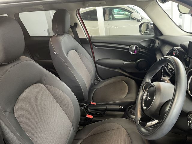 Bmw MINI 2015-09 29000-8