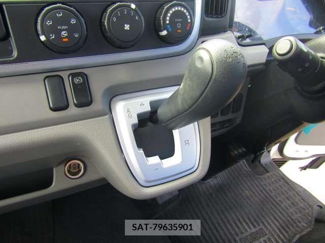 Mitsubishi CANTER 2017-12 396006-15