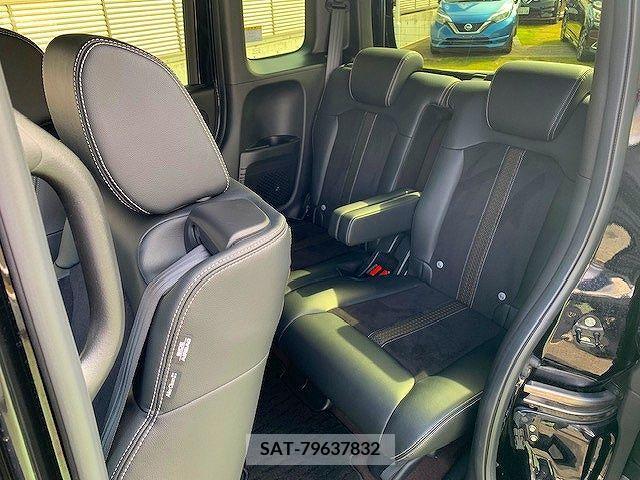 Honda N BOX CUSTOM 2019-02 213625-18