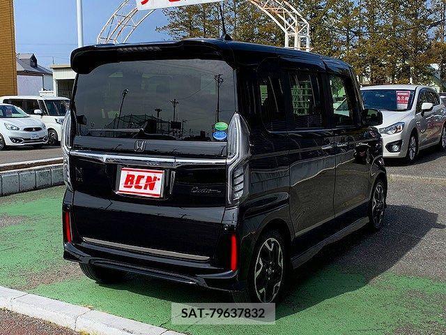 Honda N BOX CUSTOM 2019-02 213625-2