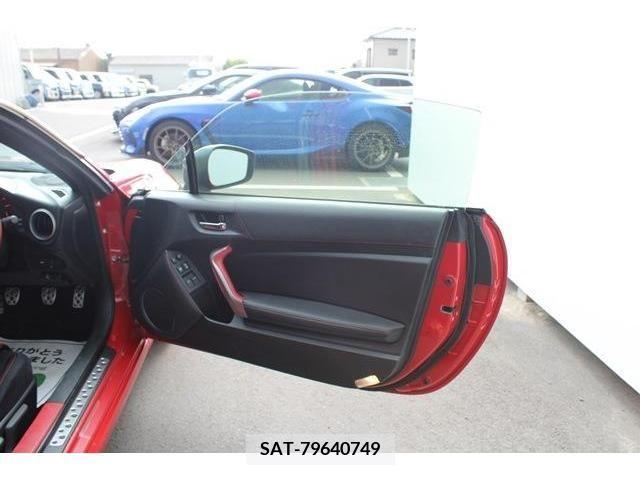 Toyota 86 2014-04 269907-12