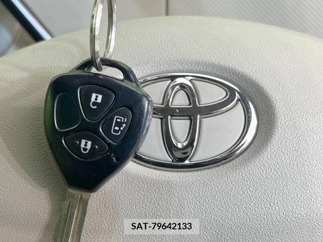 Toyota PORTE 2011-12 382492-4